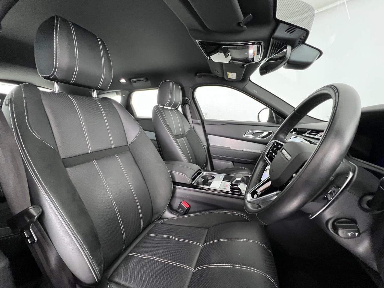 LAND ROVER Range Rover Velar thumbnail Seat Driver