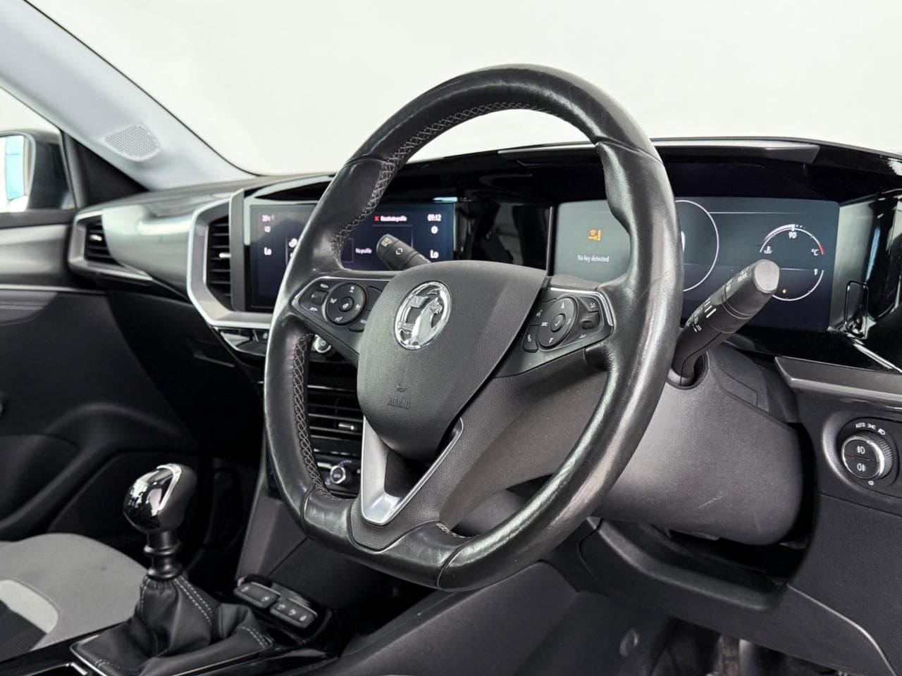 VAUXHALL Mokka thumbnail Steering Wheel