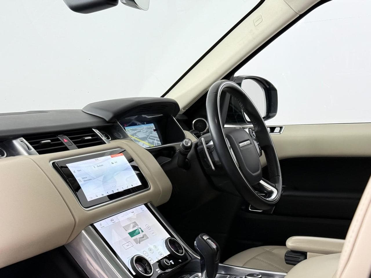 LAND ROVER Range Rover Sport thumbnail Interior Front