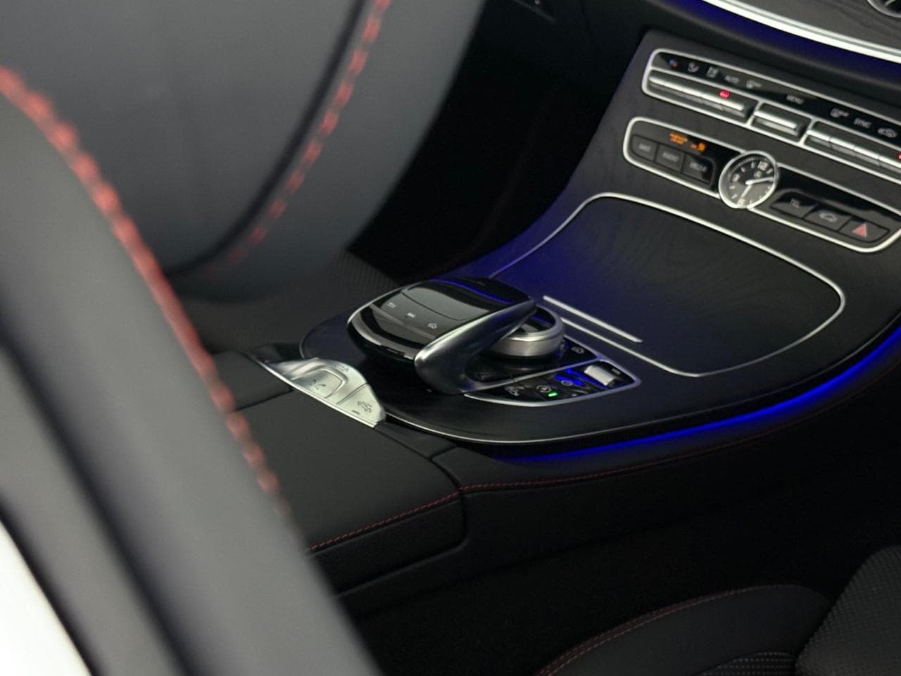 MERCEDES-BENZ E-Class thumbnail Misc Controls
