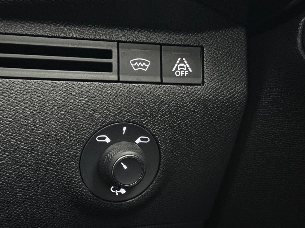 DS 7 Crossback thumbnail Misc Controls