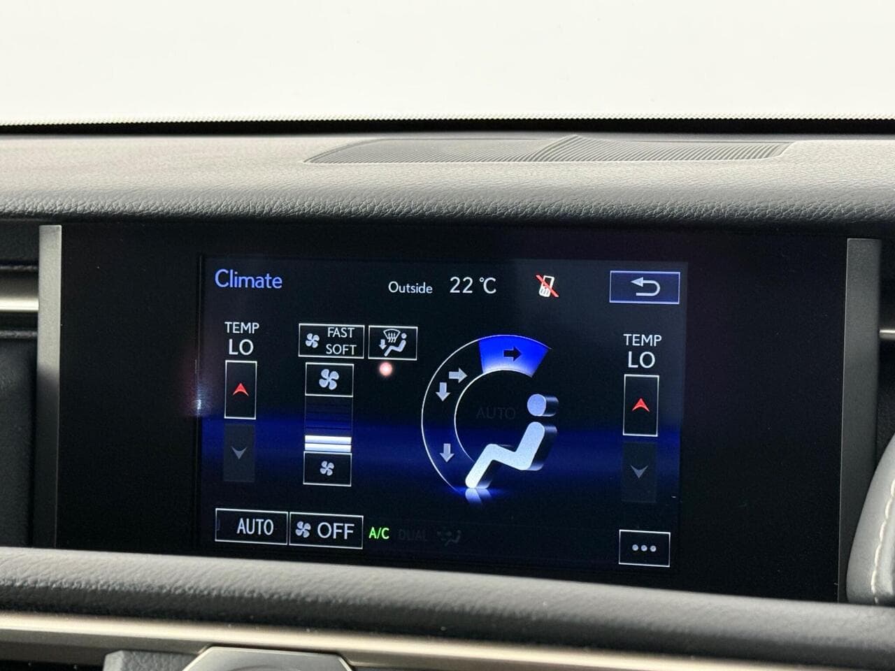 LEXUS RC thumbnail Infotainment System