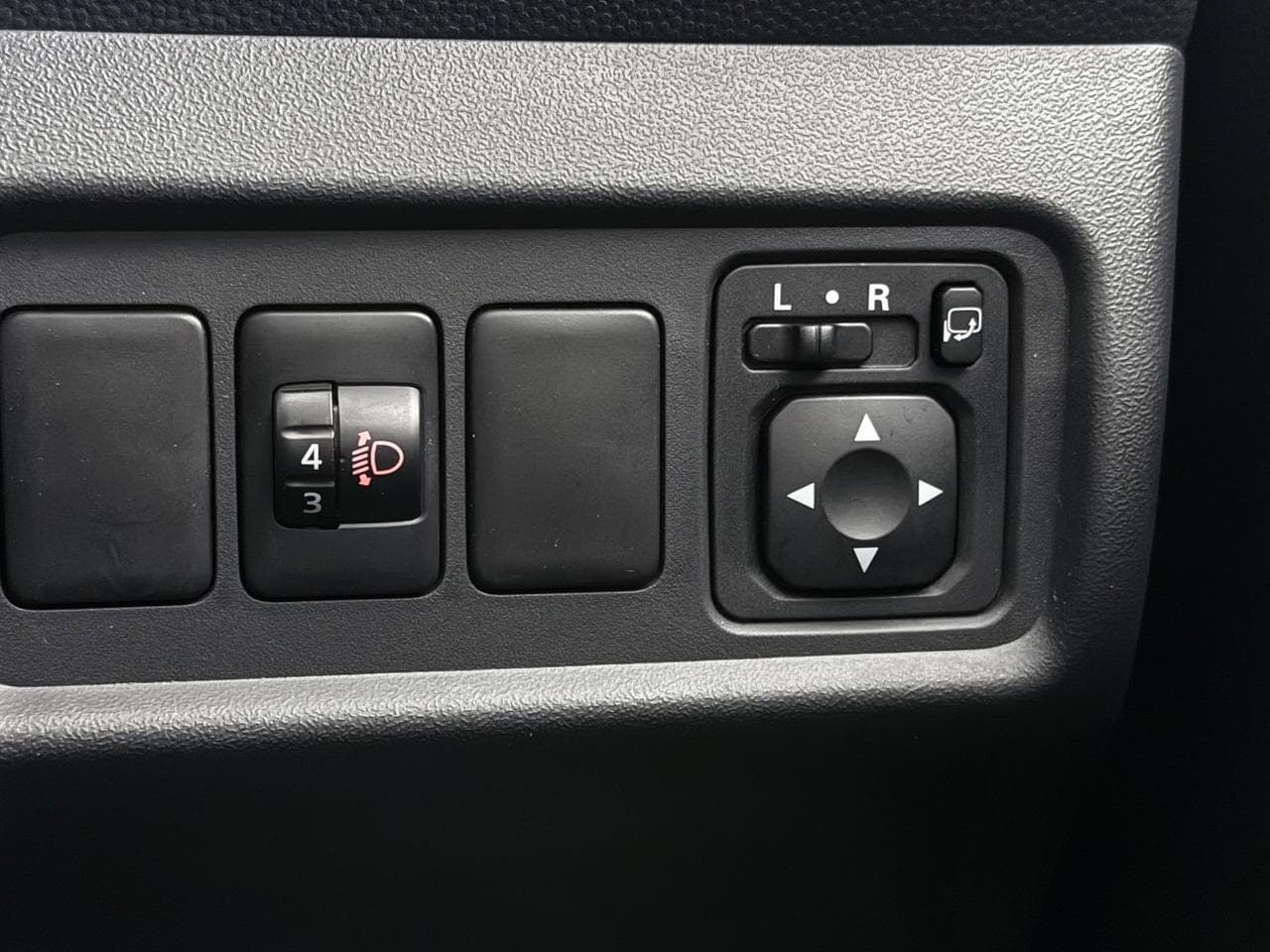 MITSUBISHI Mirage thumbnail Misc Controls