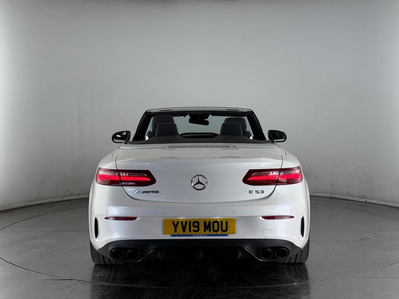 MERCEDES-BENZ E-Class thumbnail Rear