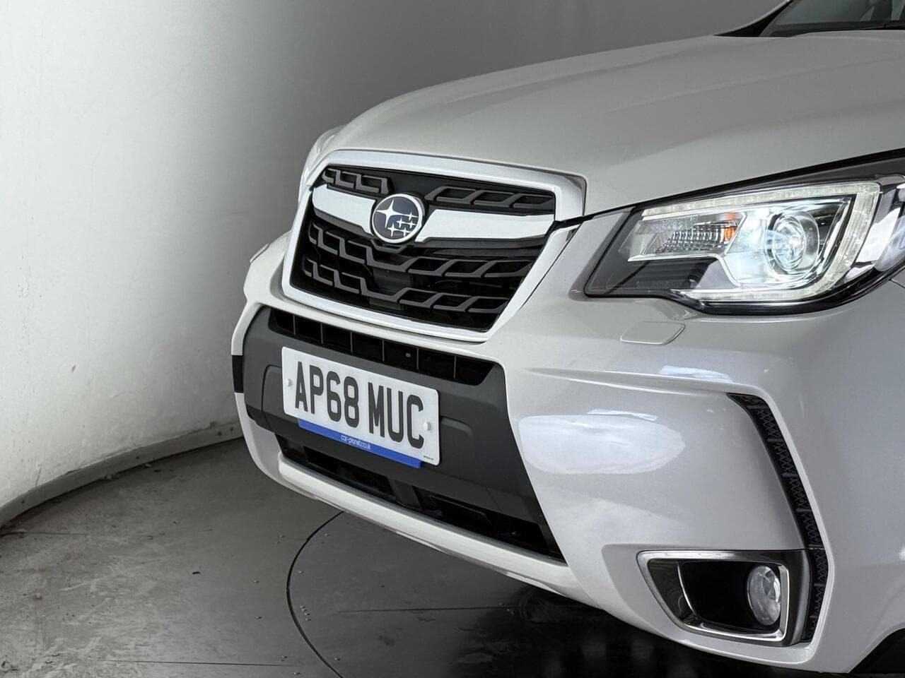 SUBARU Forester thumbnail Lights Front
