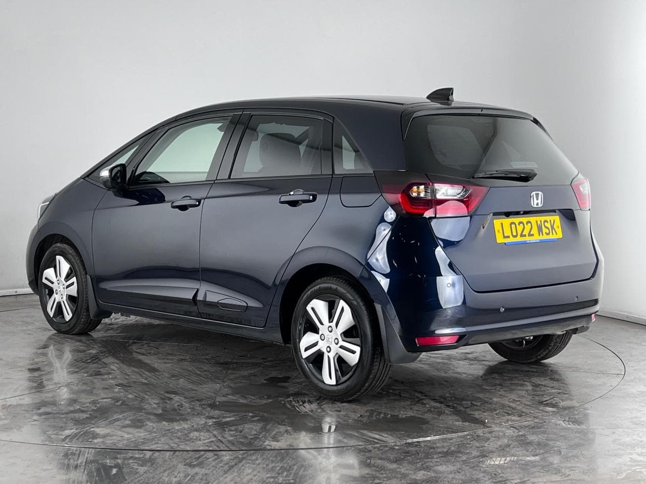 HONDA Jazz thumbnail Rear Left