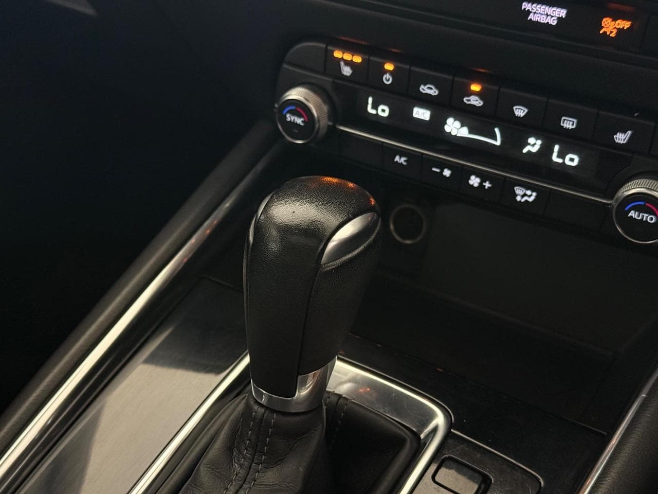 MAZDA CX-5 thumbnail Interior Front
