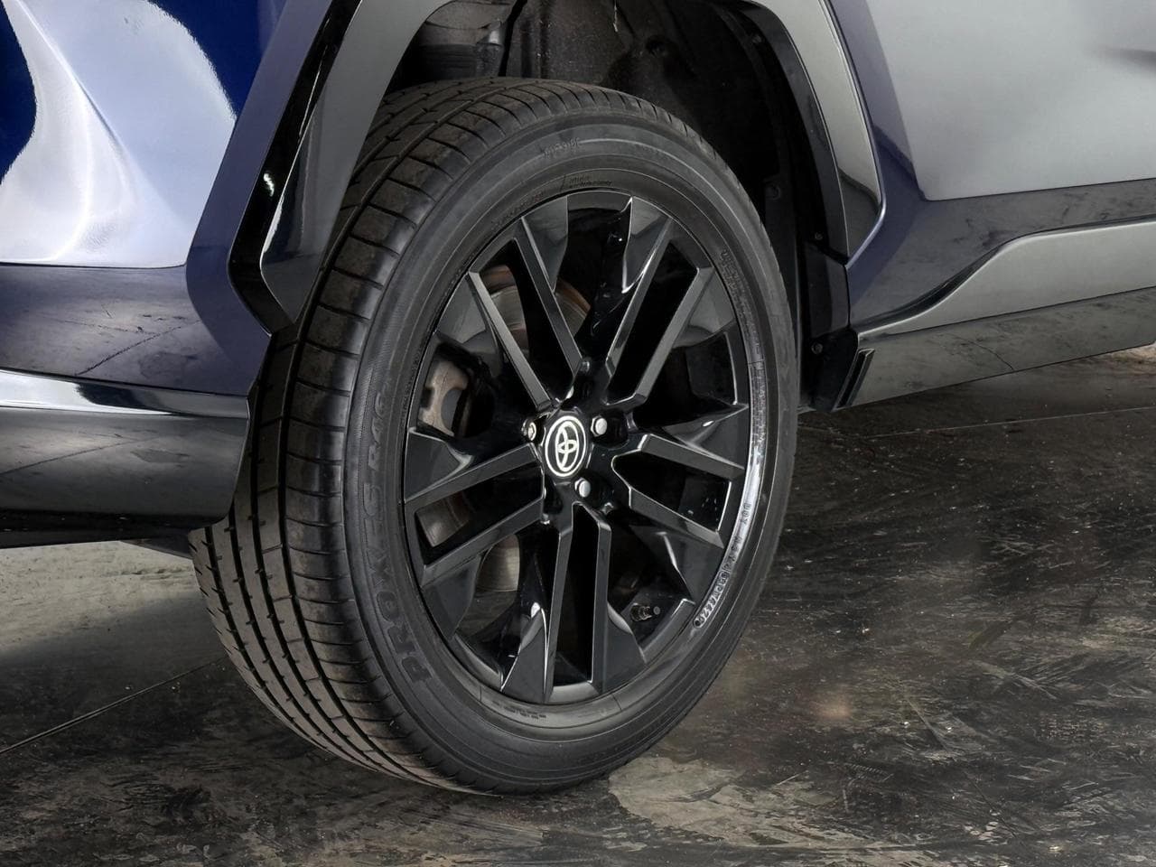 TOYOTA RAV4 thumbnail Wheel