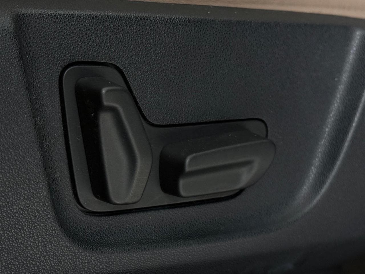 CITROEN C4 Picasso thumbnail Misc Controls