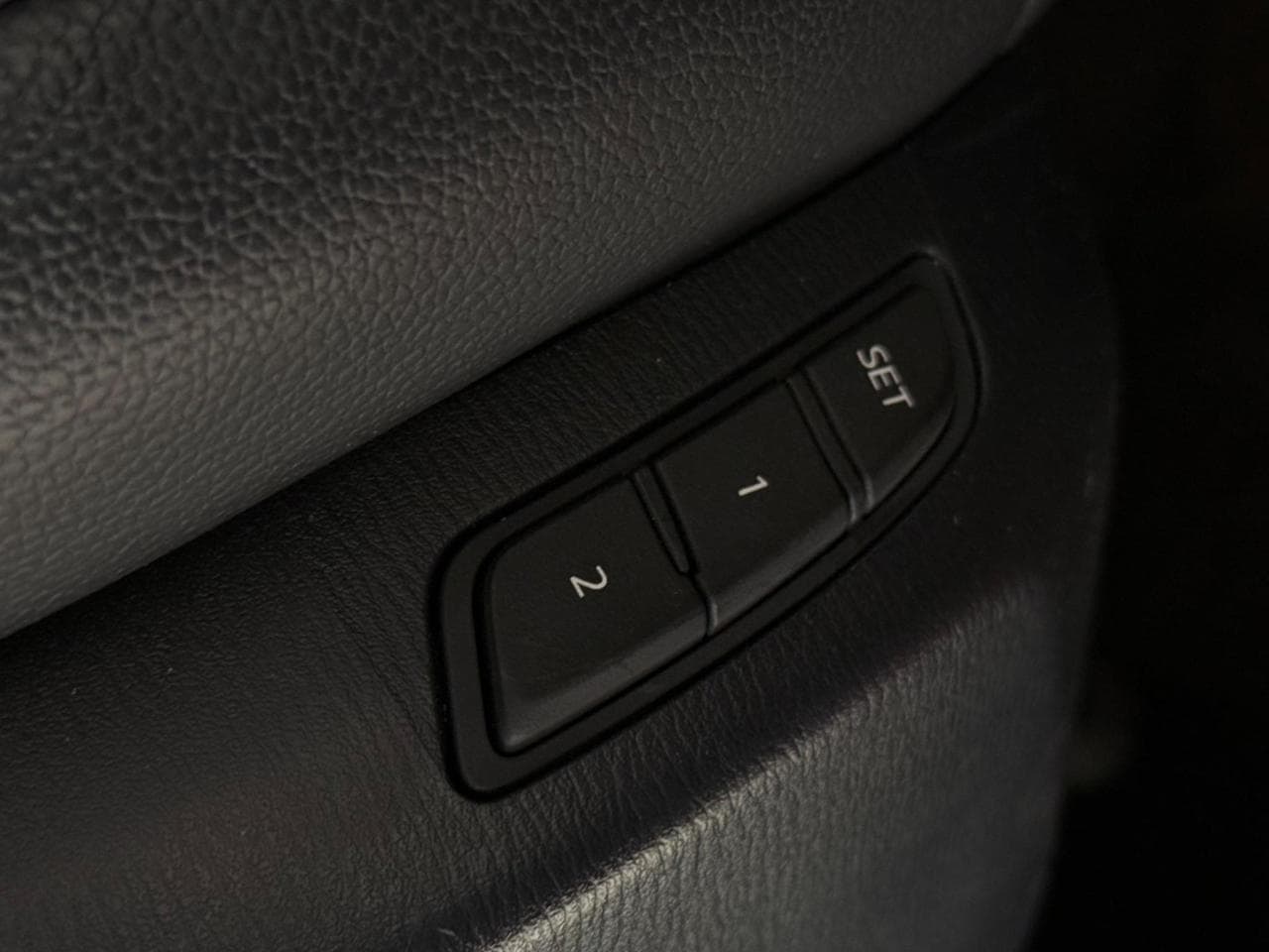 MAZDA CX-5 thumbnail Misc Controls