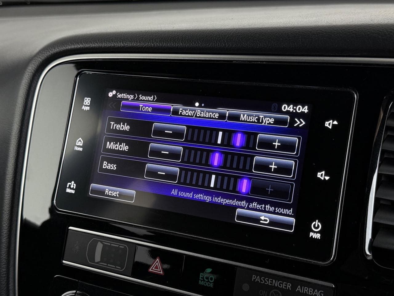 MITSUBISHI OUTLANDER thumbnail Infotainment System