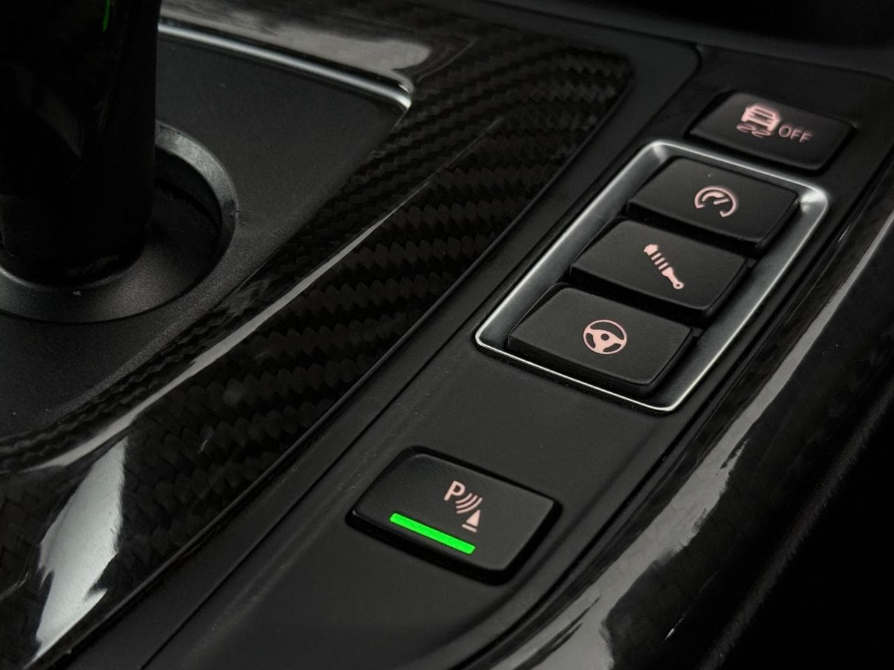 BMW 4 Series thumbnail Misc Controls