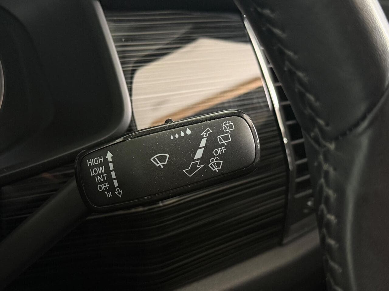 SKODA Kodiaq thumbnail Misc Controls