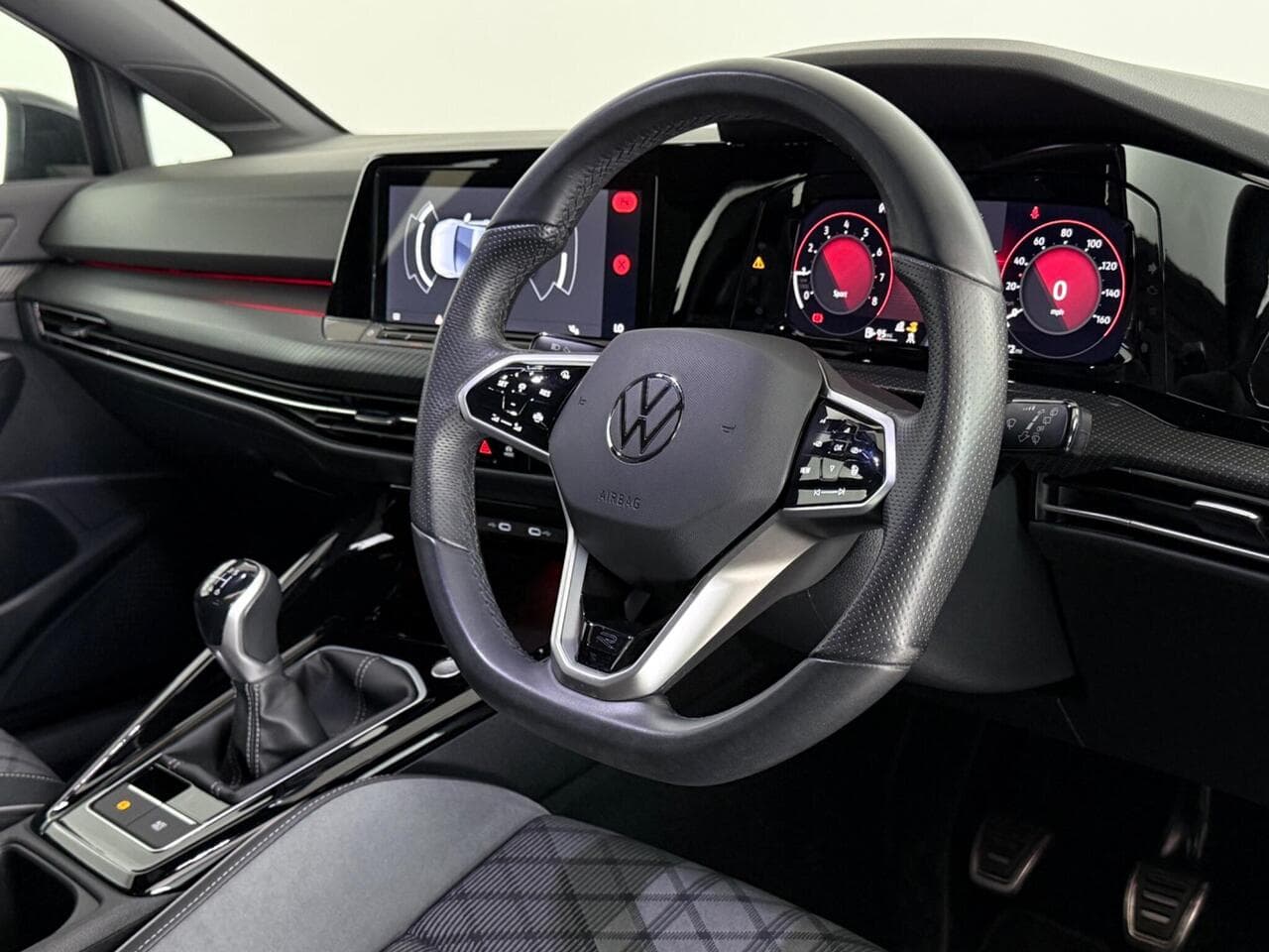 VOLKSWAGEN Golf thumbnail Steering Wheel