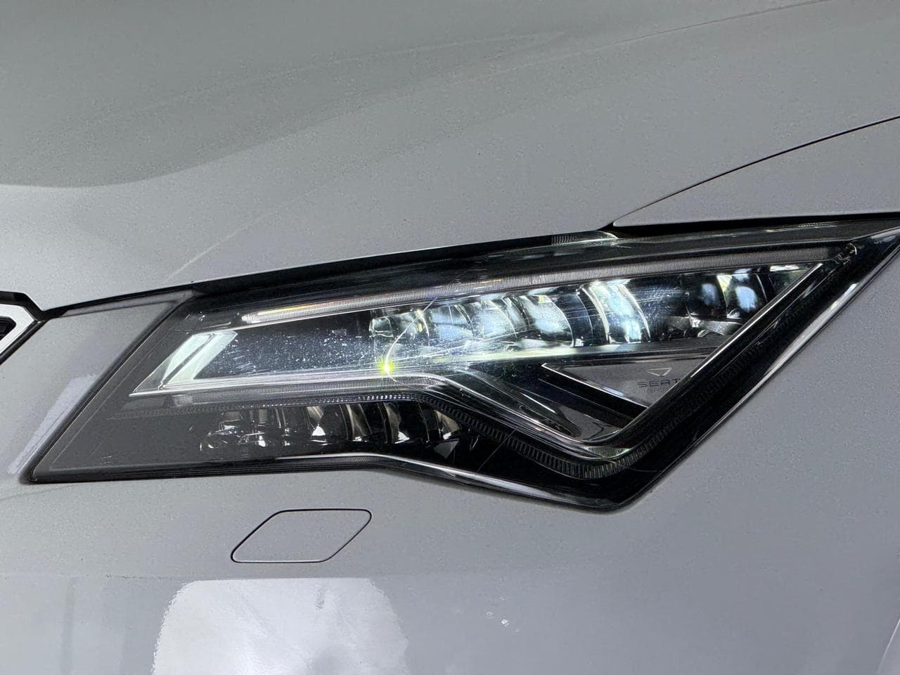SEAT Ateca thumbnail Lights Front