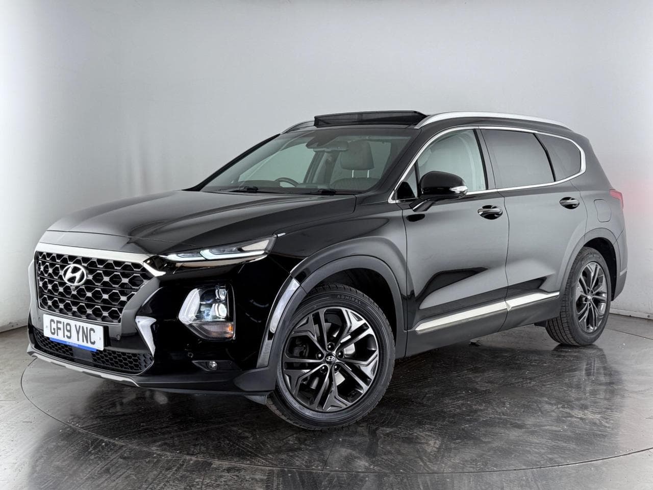 HYUNDAI Santa Fe thumbnail Front Left