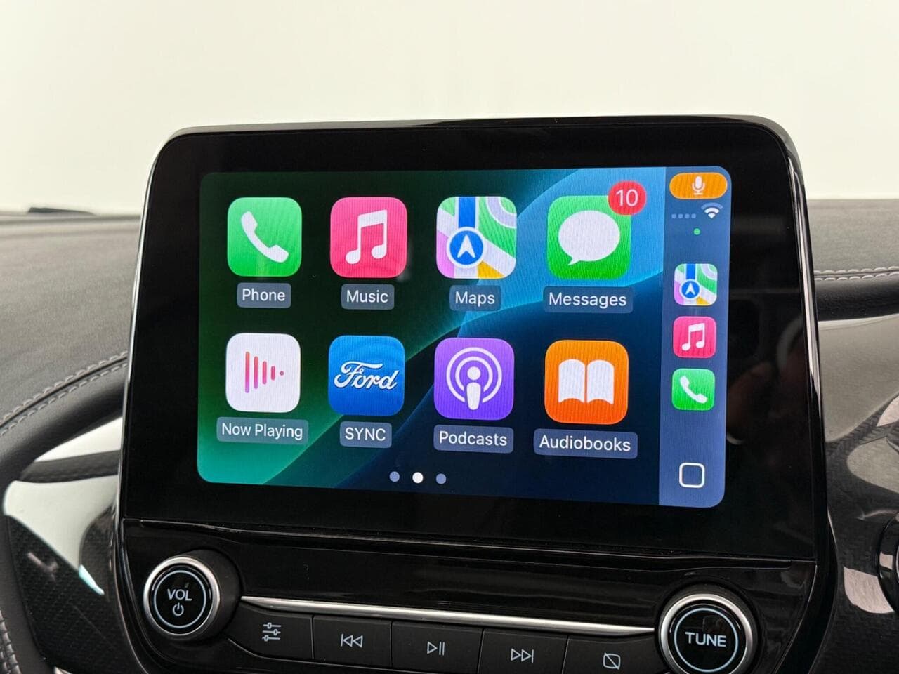 FORD Fiesta thumbnail Infotainment System