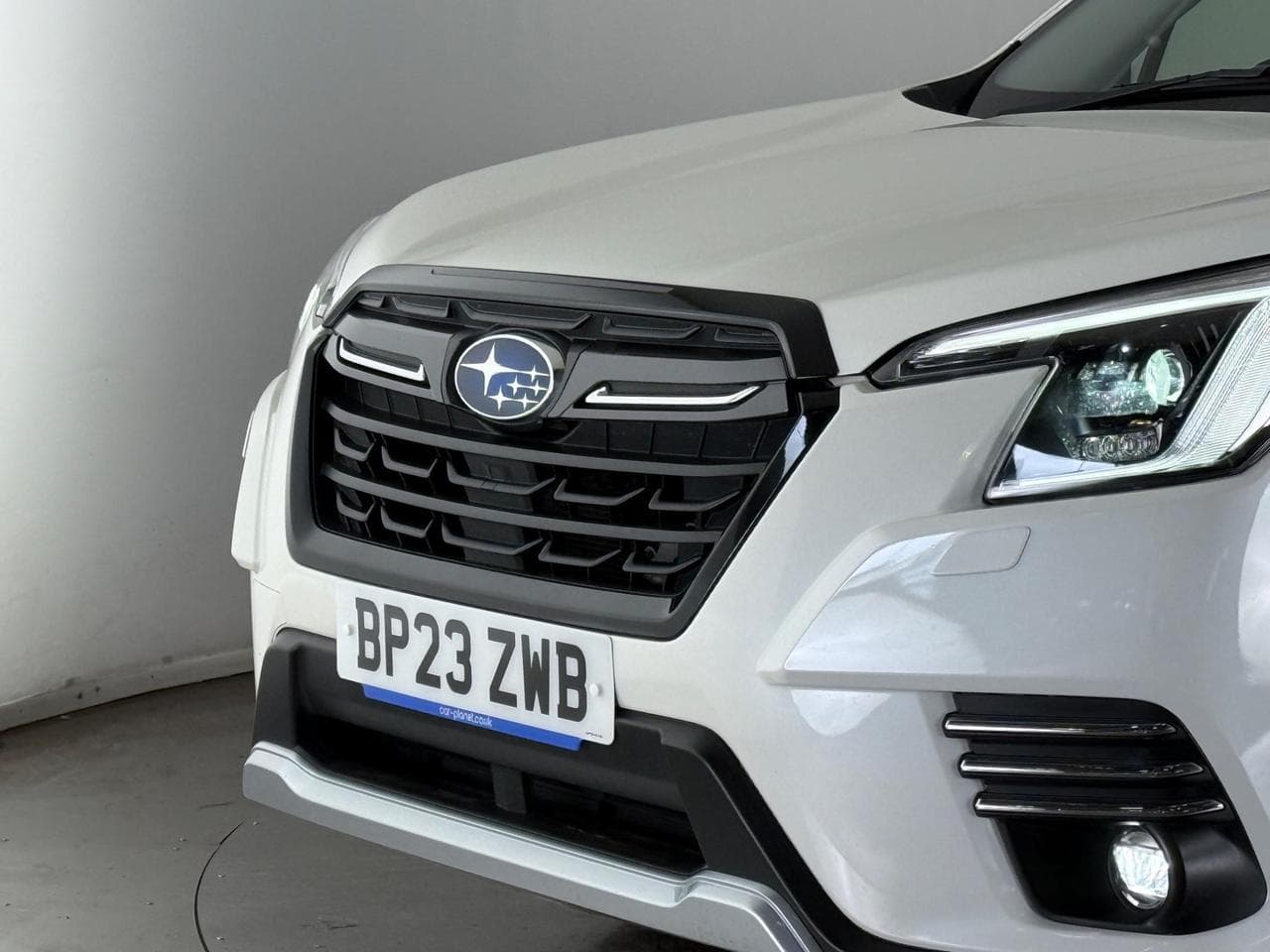 SUBARU Forester thumbnail Lights Front