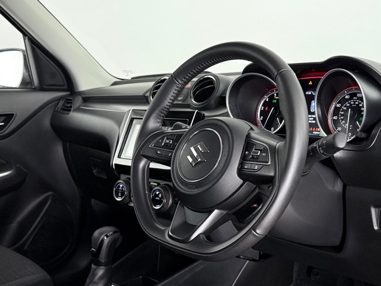 SUZUKI Swift thumbnail Inconclusive