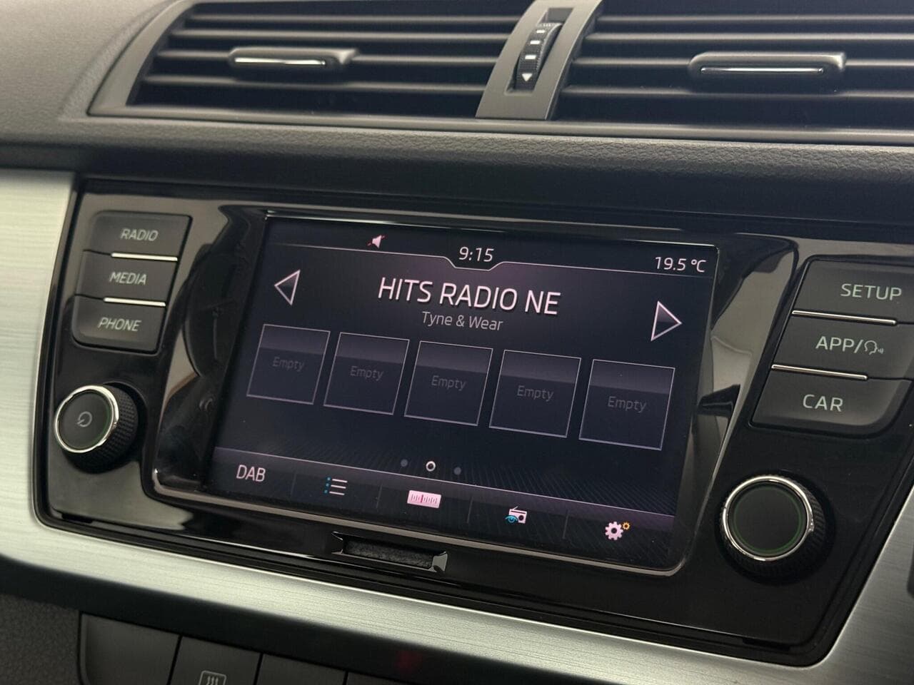 SKODA Fabia thumbnail Infotainment System