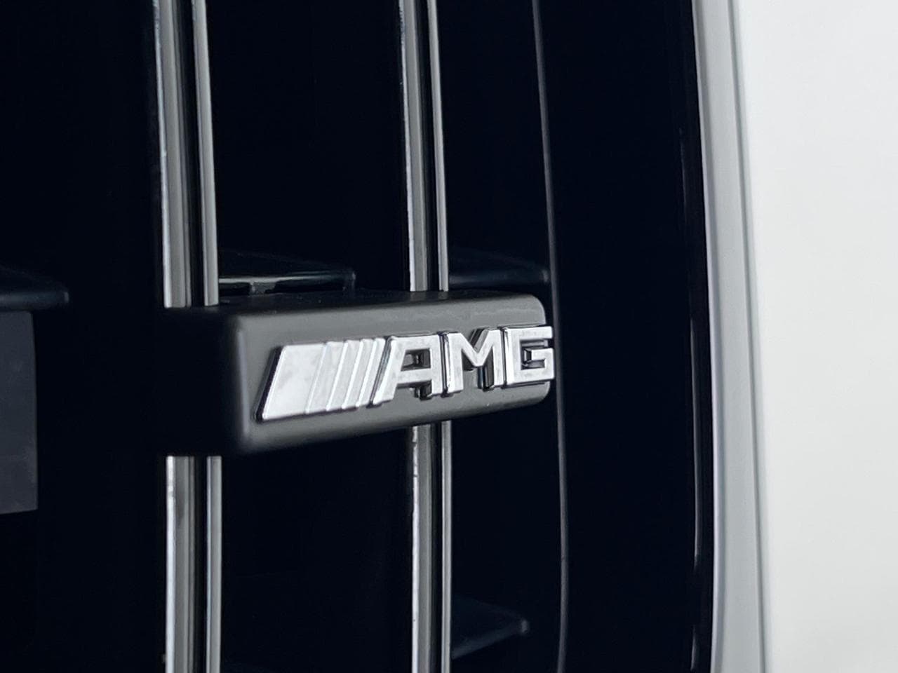 MERCEDES-BENZ G-Class thumbnail Misc Controls
