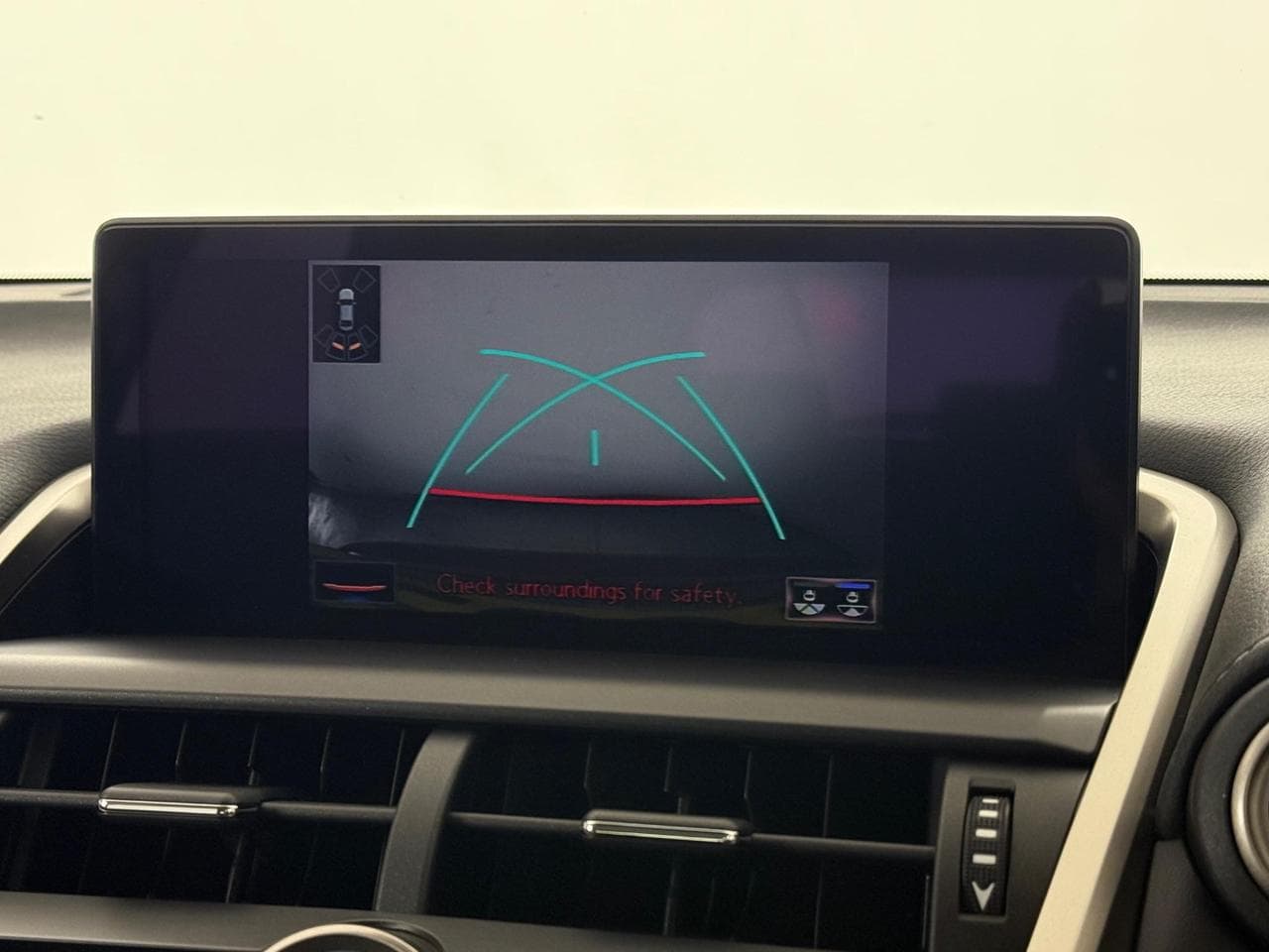 LEXUS NX thumbnail Infotainment System
