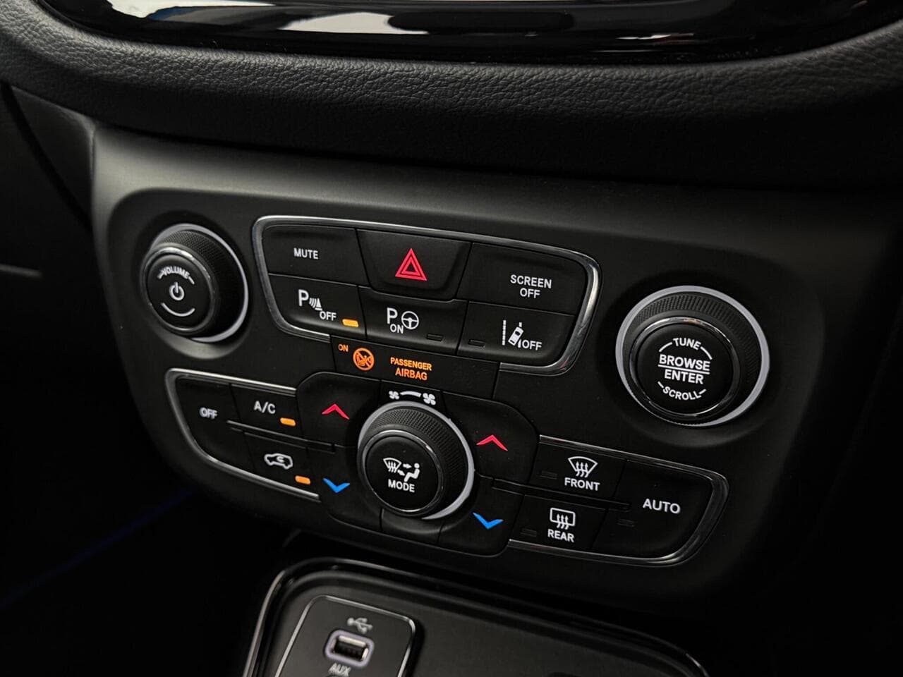 JEEP Compass thumbnail Misc Controls