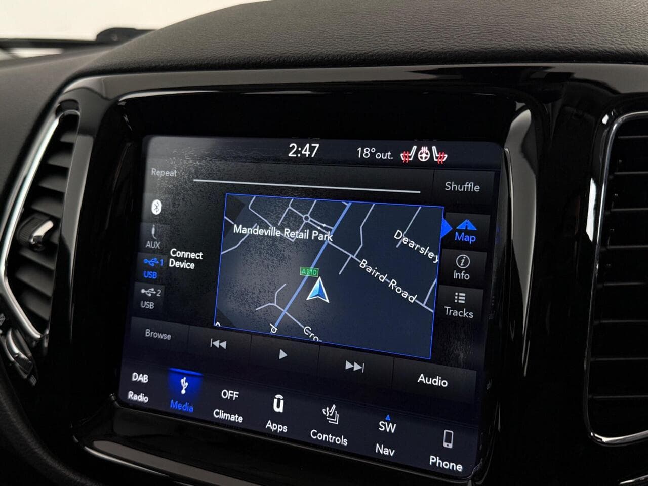 JEEP Compass thumbnail Infotainment System