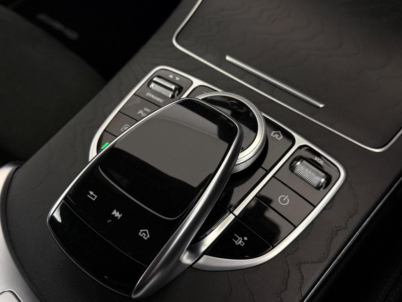 MERCEDES-BENZ C-Class thumbnail Misc Controls