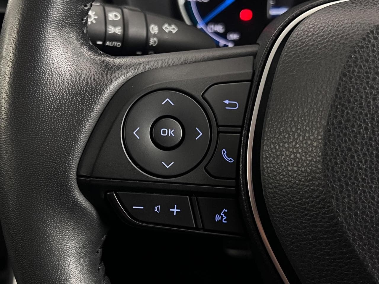 TOYOTA RAV4 thumbnail Misc Controls