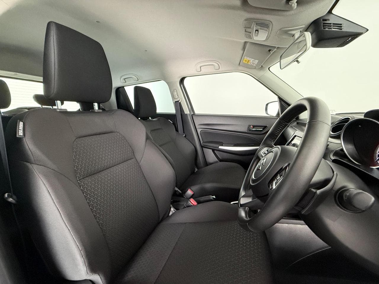 SUZUKI Swift thumbnail Seat Driver