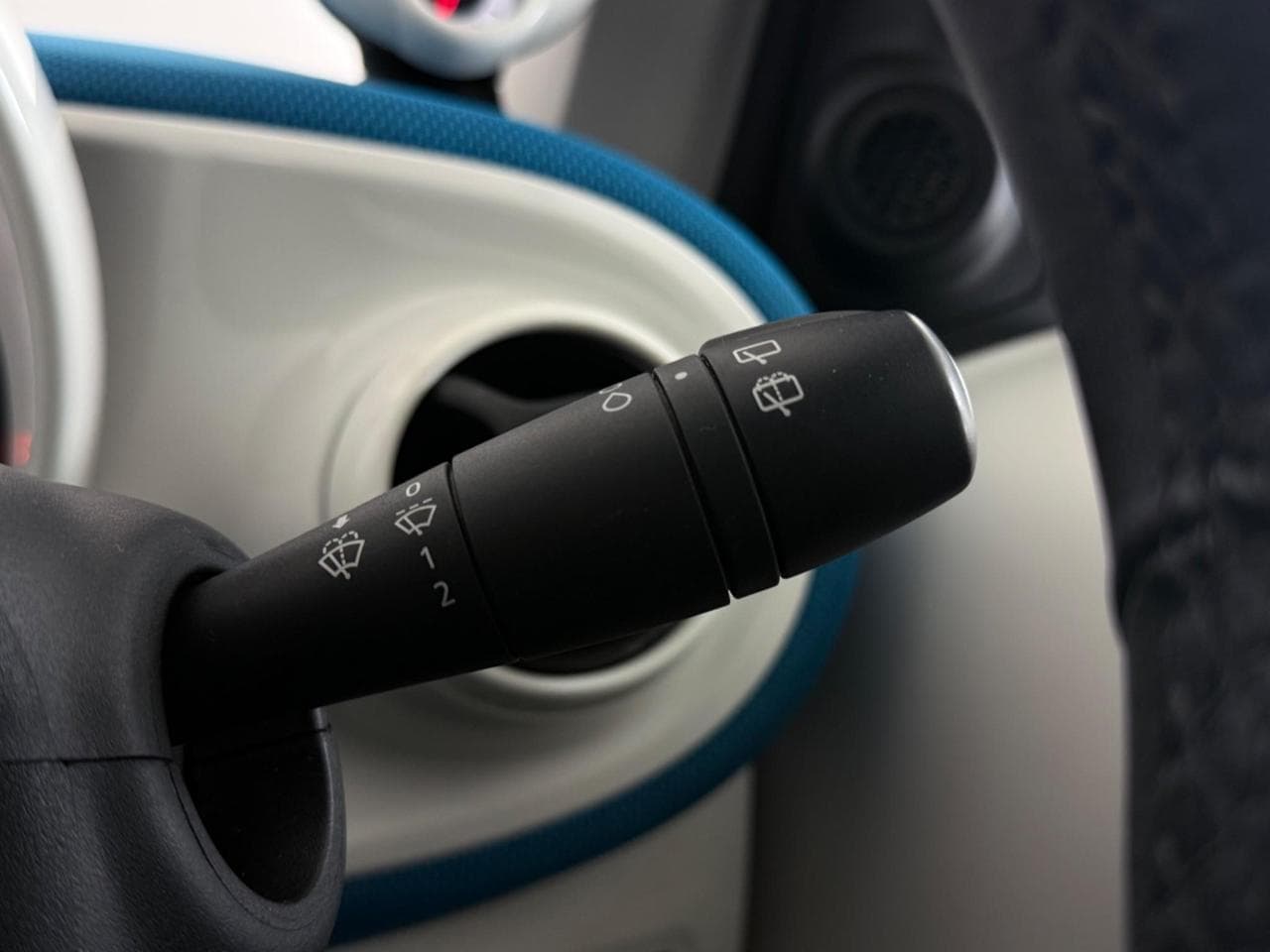 SMART fortwo thumbnail Misc Controls