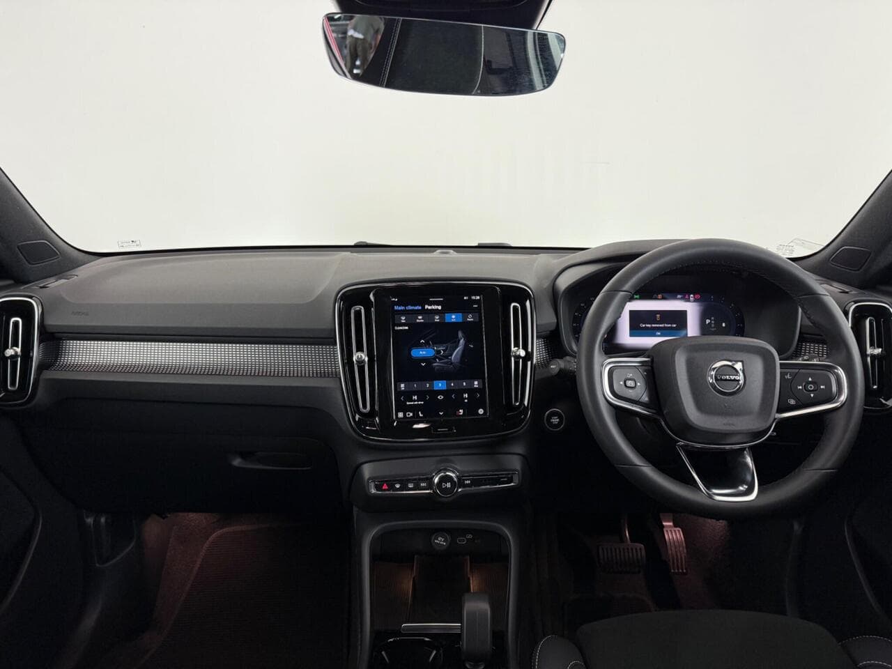 VOLVO XC40 thumbnail Interior Front