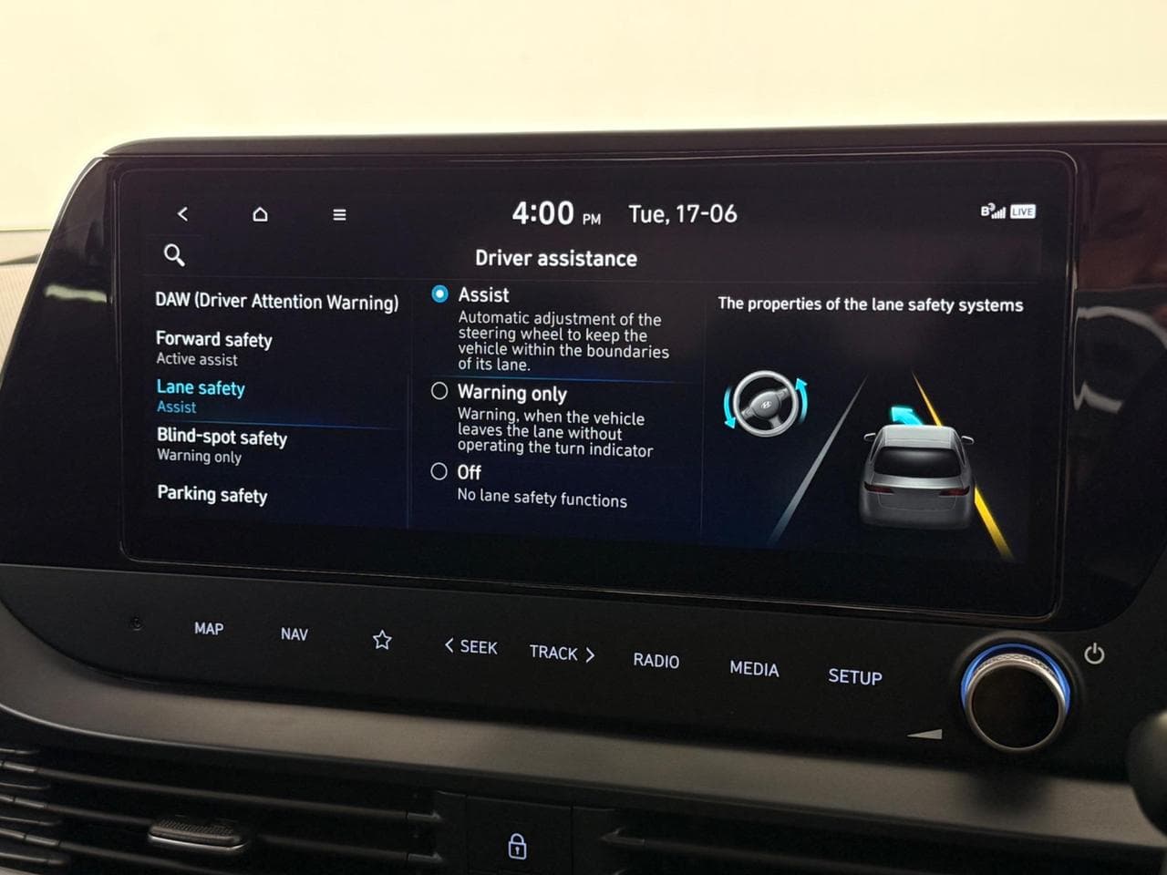 HYUNDAI i20 thumbnail Infotainment System