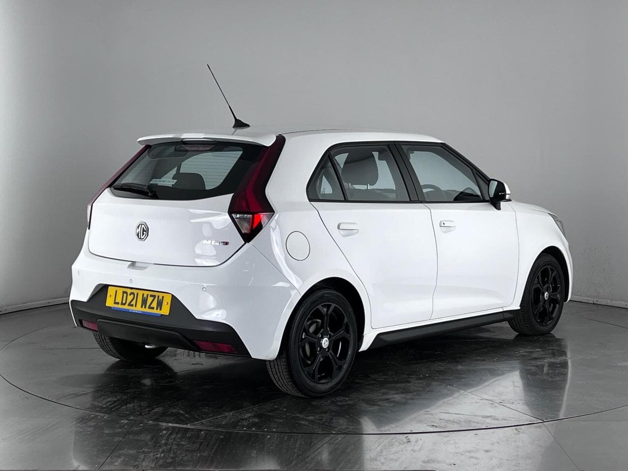 MG MG3 thumbnail Rear Right