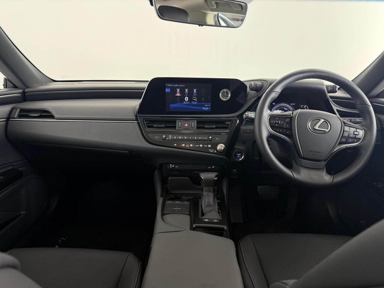 LEXUS ES thumbnail Interior Front