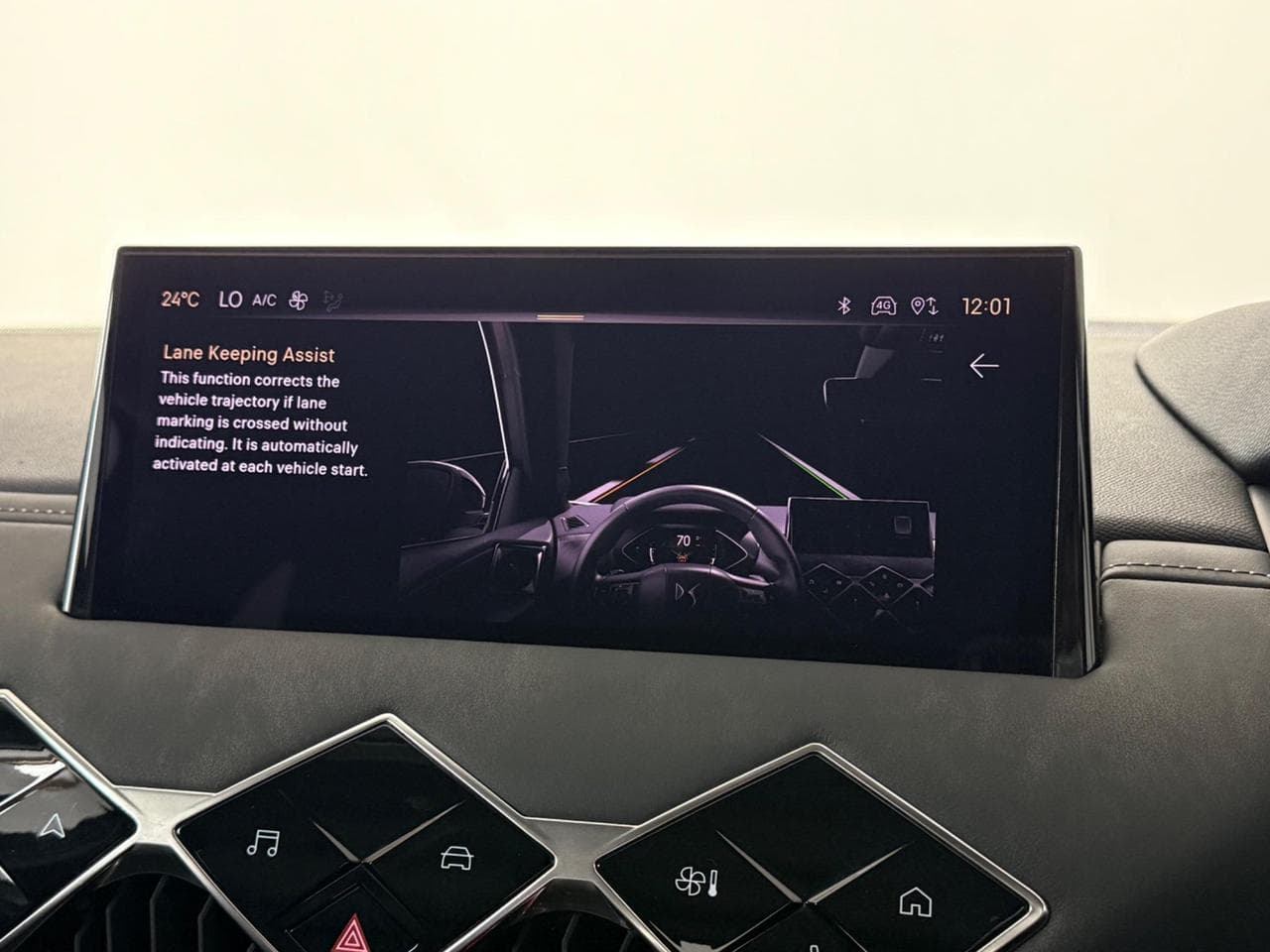 DS 3 thumbnail Infotainment System