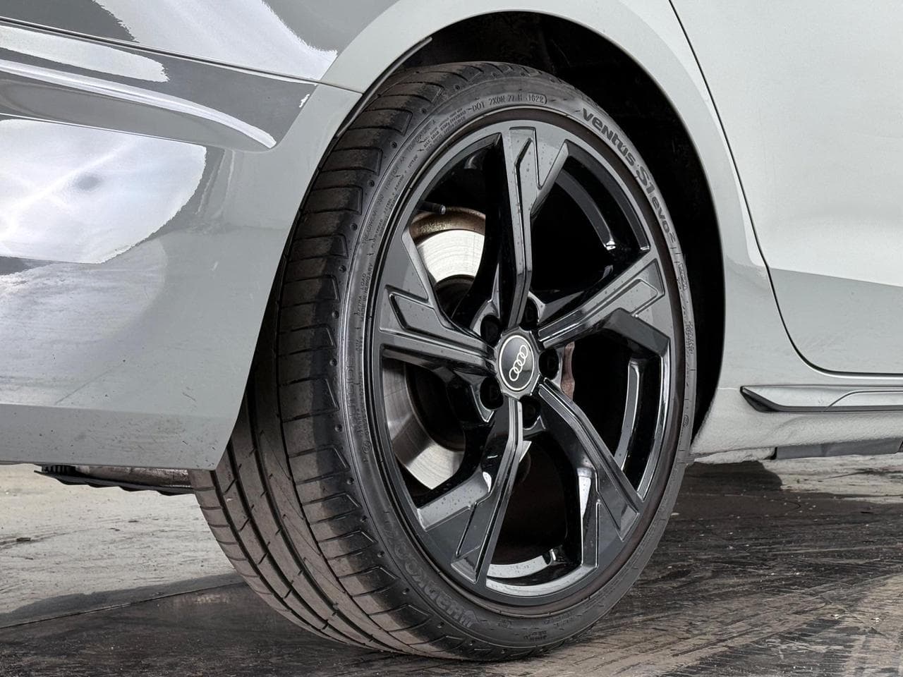 AUDI A4 thumbnail Wheel