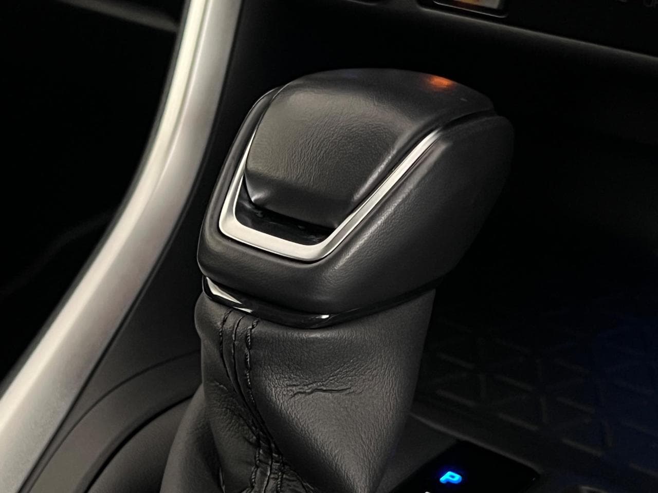 TOYOTA RAV4 thumbnail Interior Front