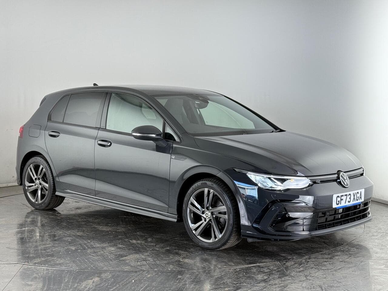 VOLKSWAGEN Golf - VOLKSWAGEN Golf 1.5 TSI R-Line Euro 6 (s/s) 5dr