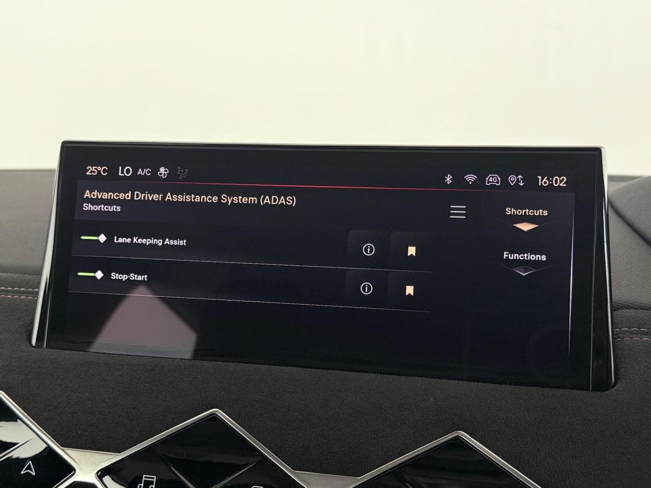 DS 3 thumbnail Infotainment System