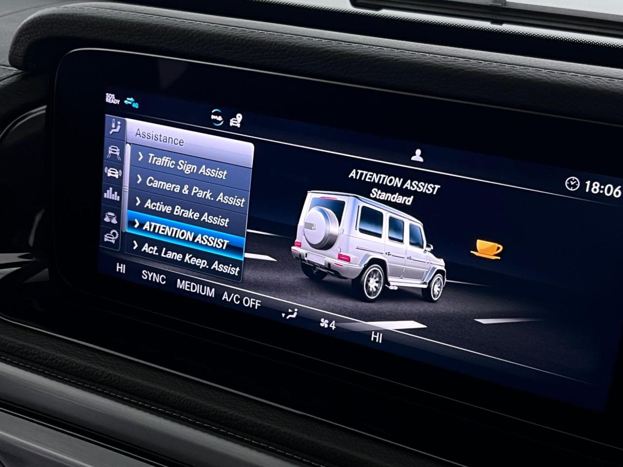 MERCEDES-BENZ G-Class thumbnail Infotainment System