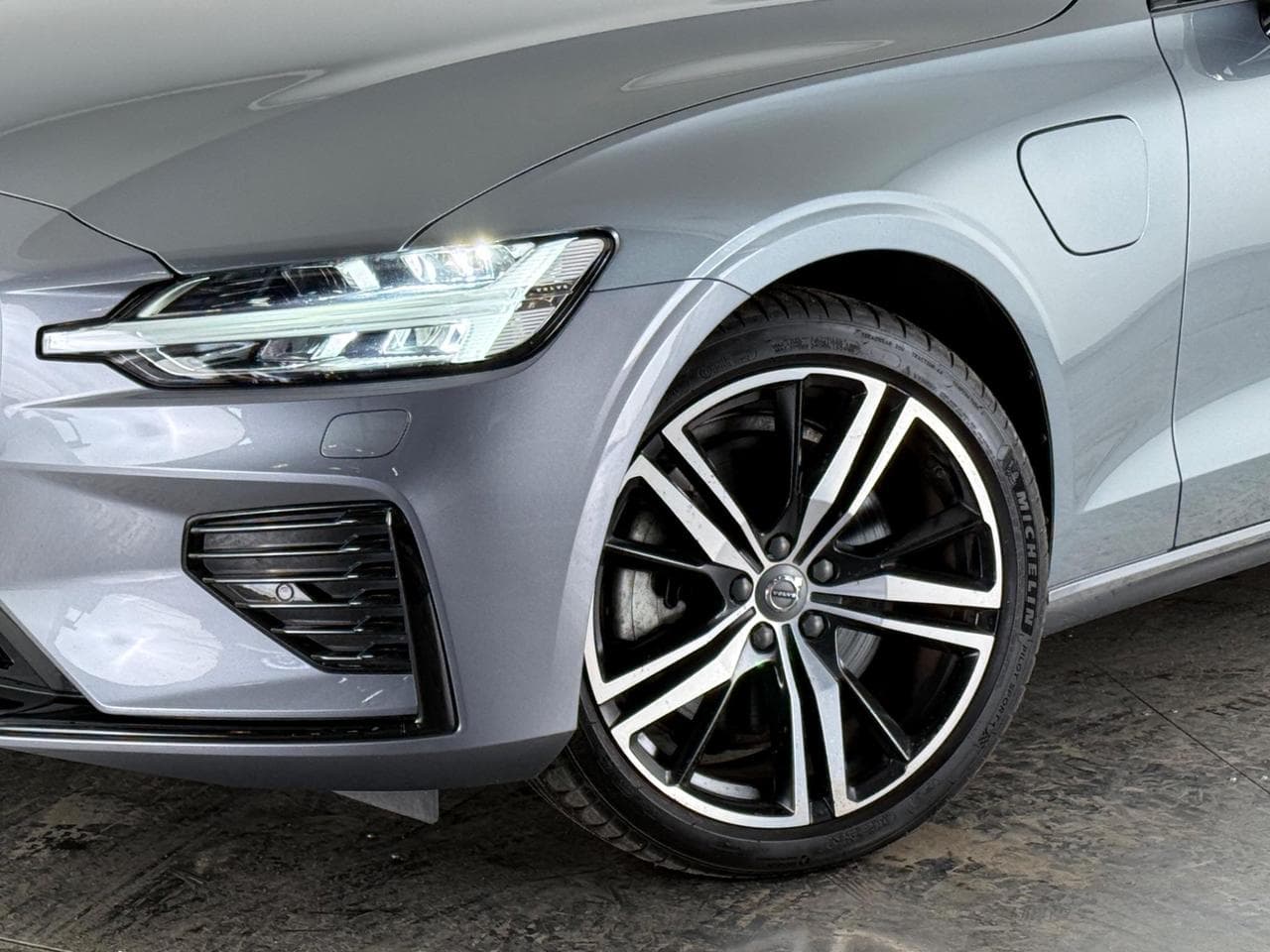 VOLVO S60 thumbnail Wheel