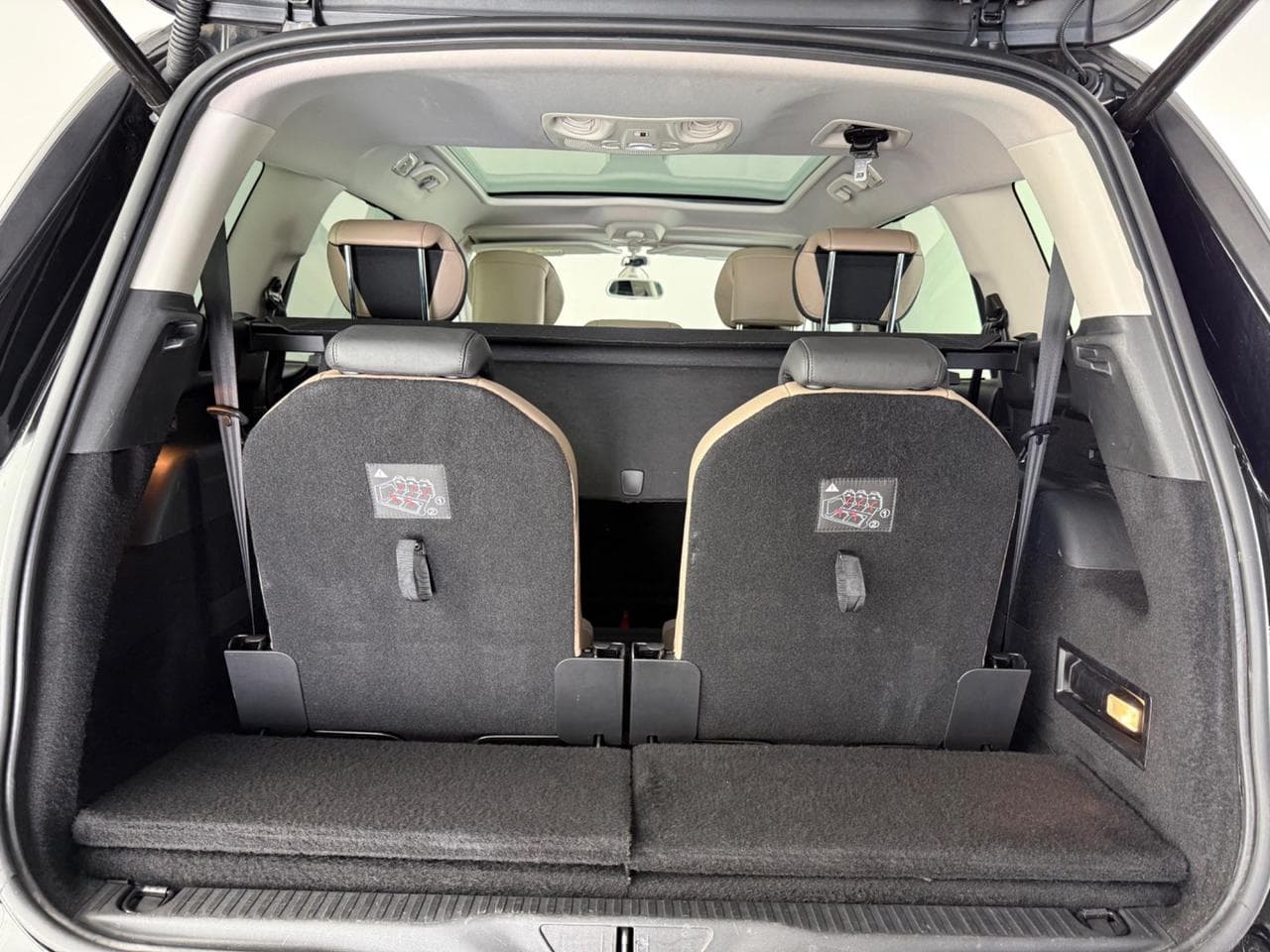 CITROEN C4 Picasso thumbnail Boot