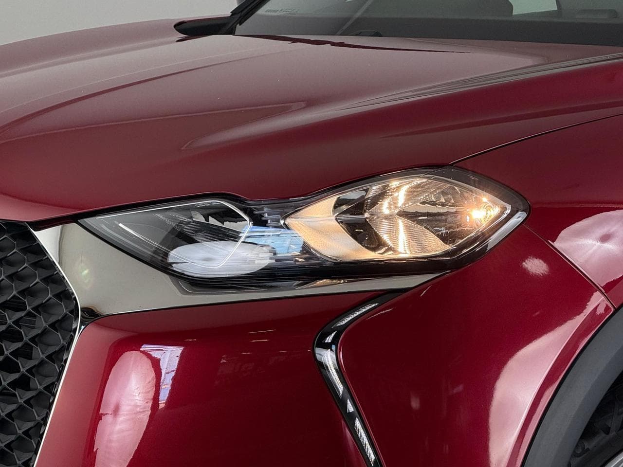 DS 3 Crossback thumbnail Lights Front