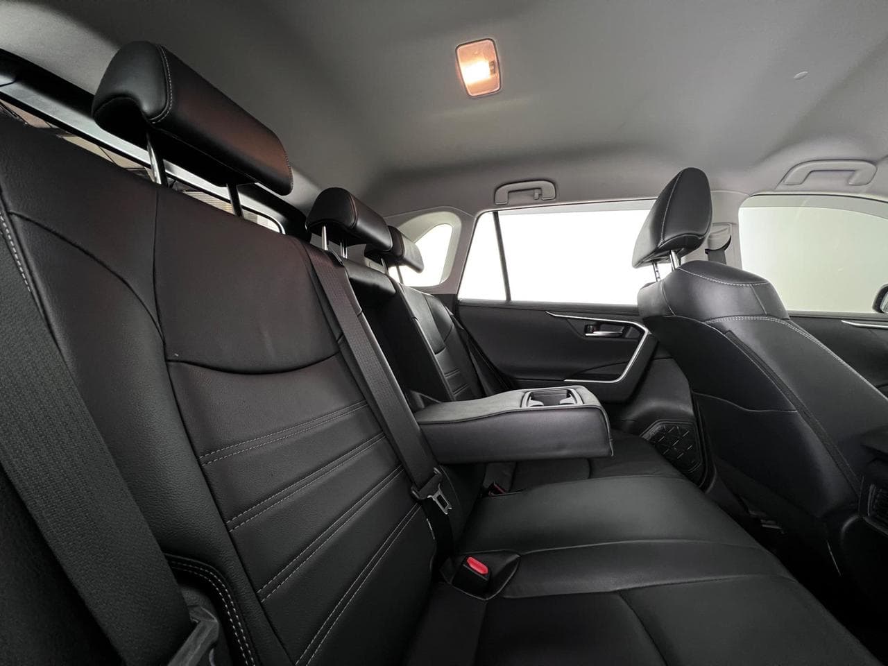 TOYOTA RAV4 thumbnail Seat Front Passenger