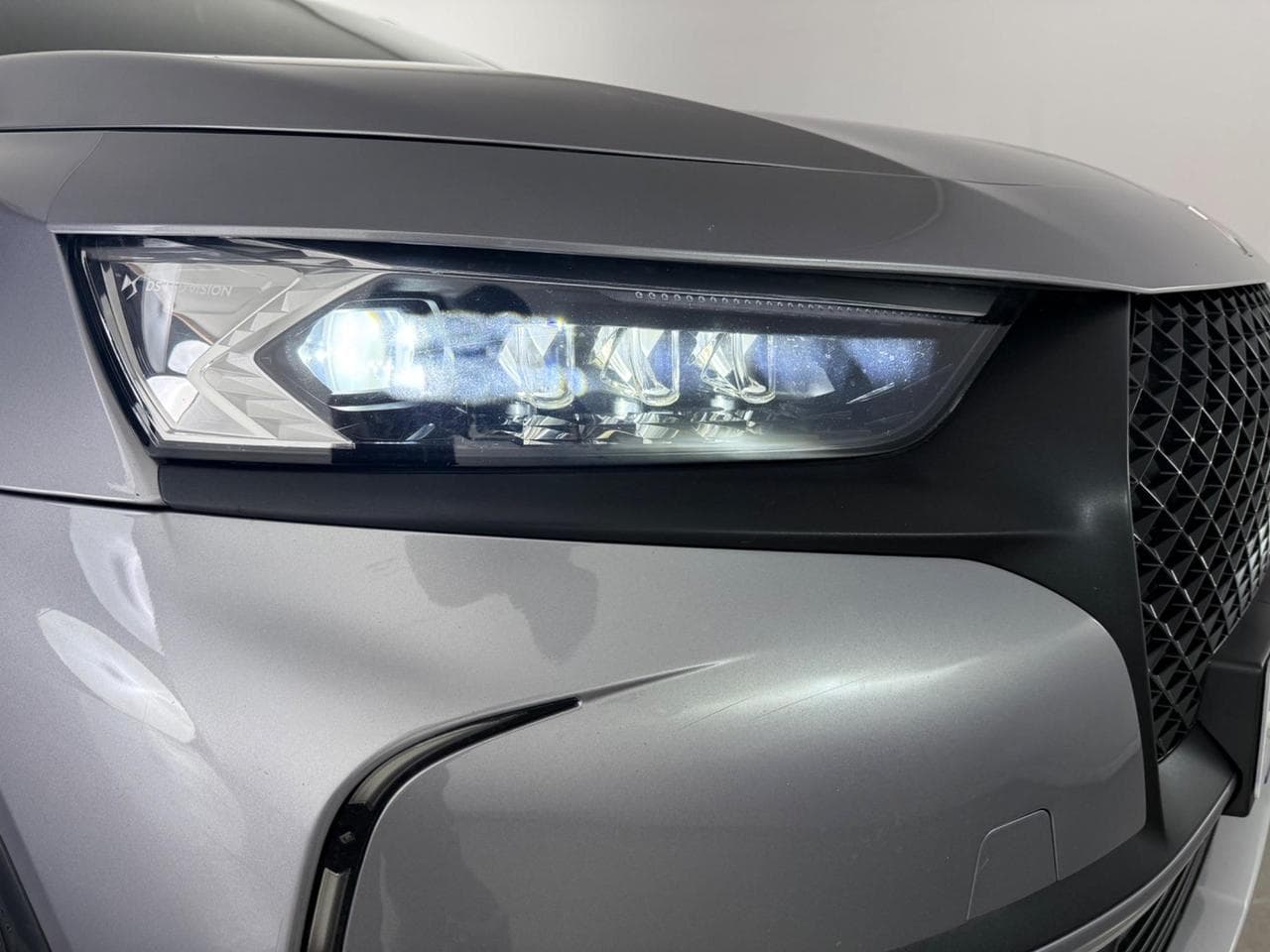 DS 7 Crossback thumbnail Lights Front
