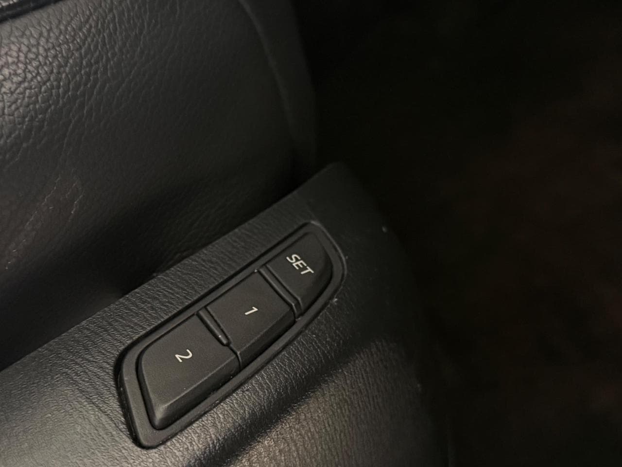 MAZDA CX-5 thumbnail Misc Controls