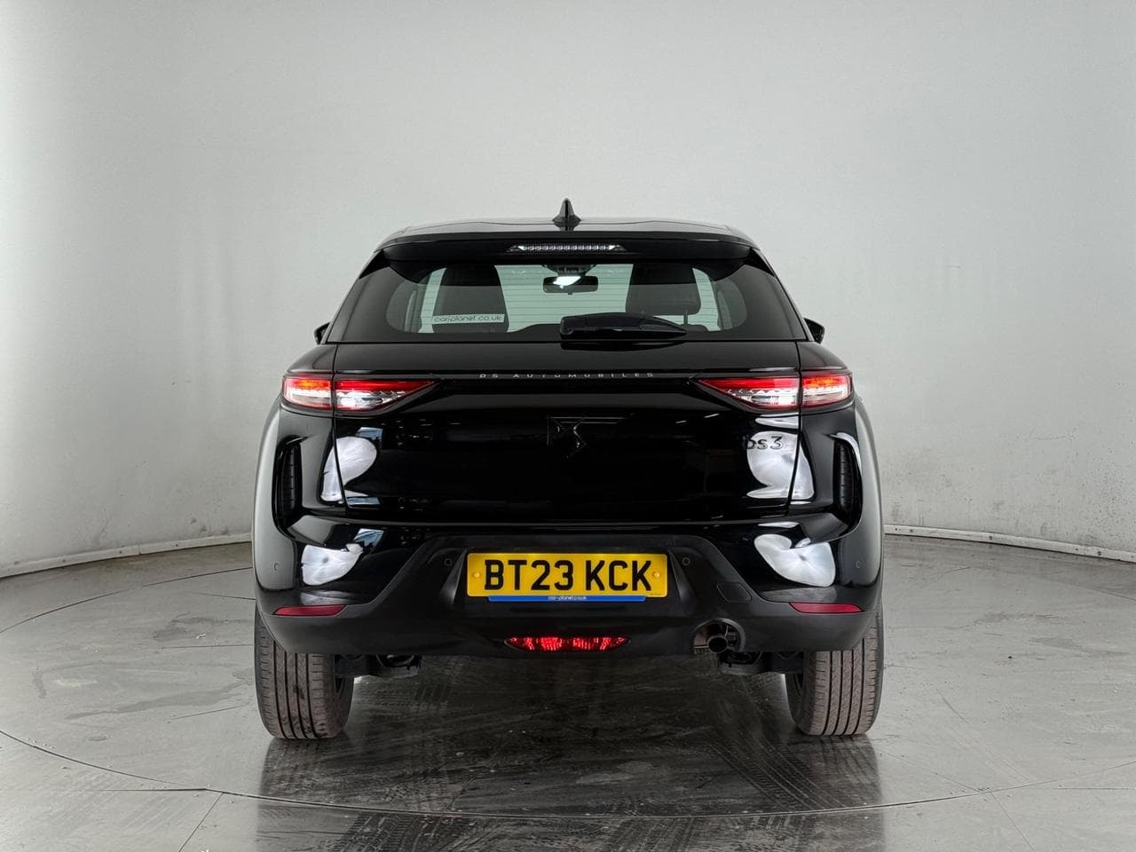 DS 3 thumbnail Rear