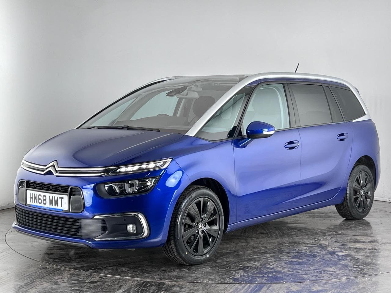 CITROEN C4 Spacetourer thumbnail Front Left